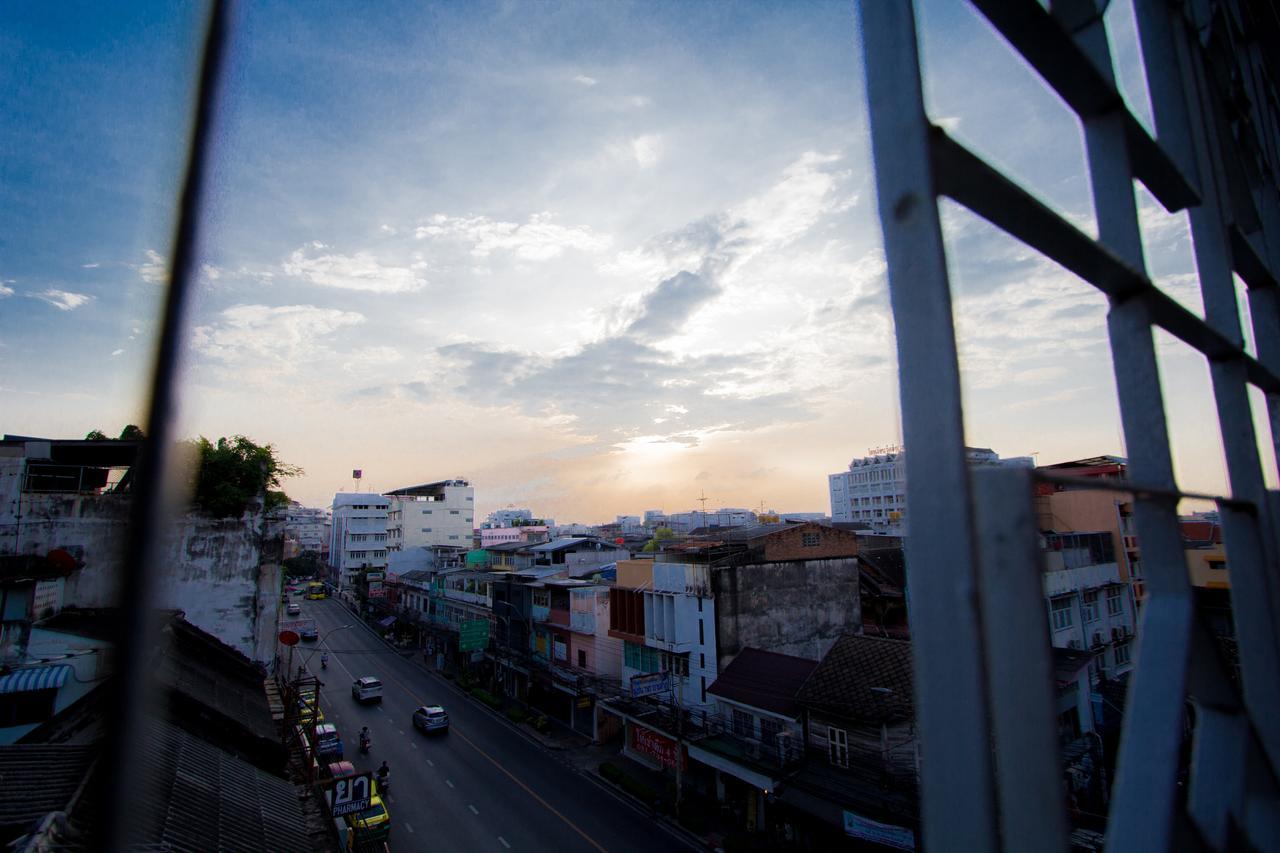 Bts Khaosan Hostel Banguecoque Exterior foto